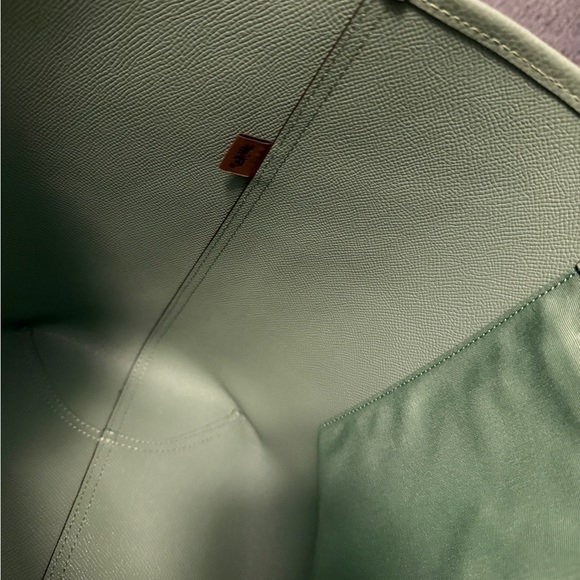 Coach Soft Green city Tote with Scarf - Picture 8 of 15